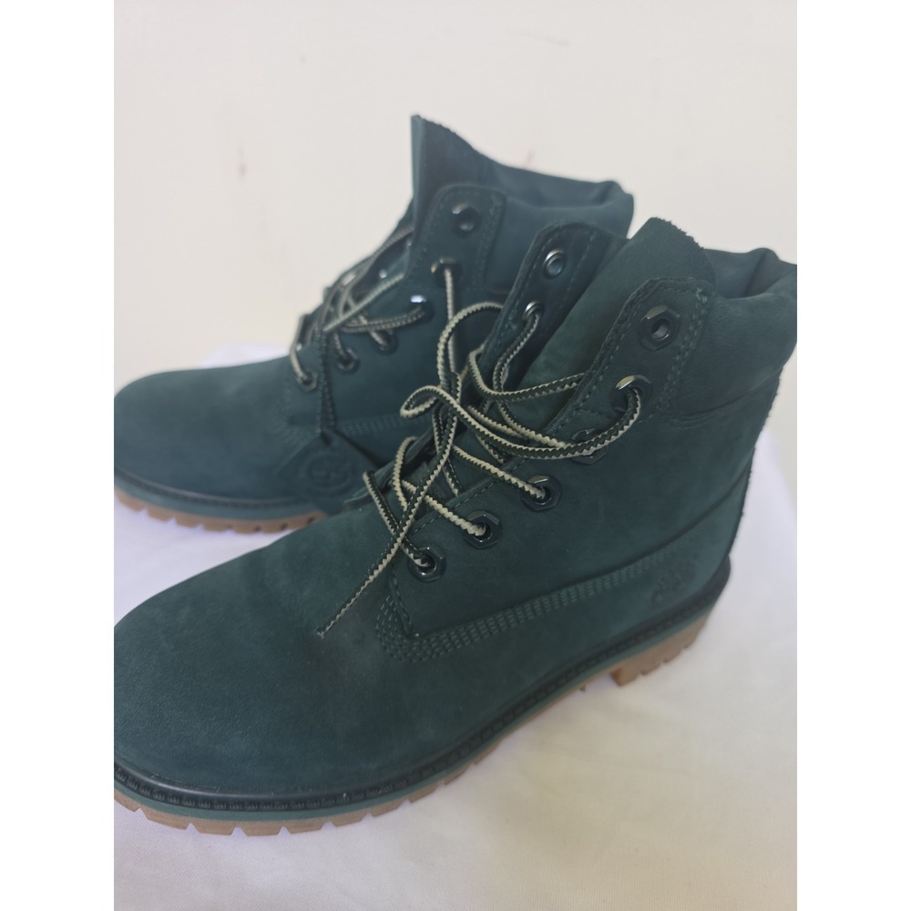 Timberland Limited Edition Green Jade Boots Boys Size 4